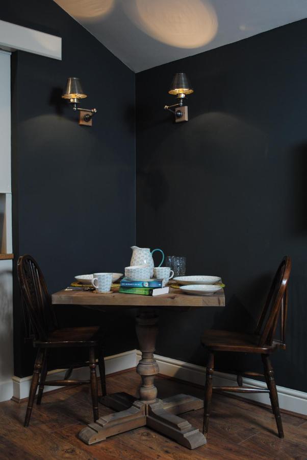 Courtyard Cottages Lymington, 2 Adults Only Luaran gambar